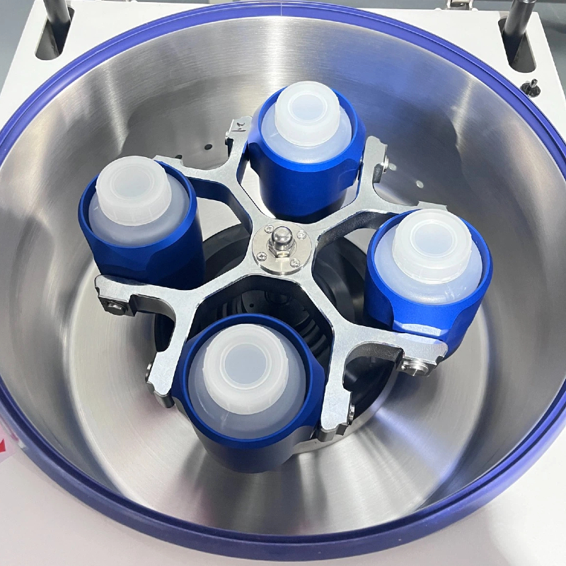 OEM 5000rpm Horizontal Benchtop Centrifuge Machine 4x500ml Large Capacity Wine Cocktail Clarification for Lab Use