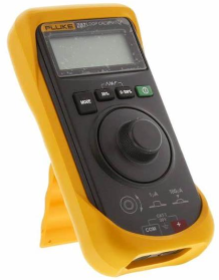 Калибратор с петлей Fluke 707 Вес 224 Г Максимальное напряжение 30 В Размер 152 Х 70 Х 41 мм