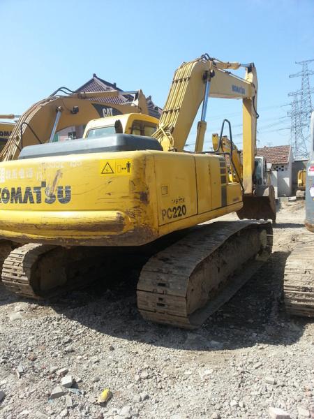KOMATSU PC200-6 USED EXCAVATOR FOR SALE ORIGINAL JAPAN