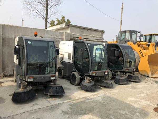                  Used Italy Manufactured Nilfisk Road Sweeper RS502 in Perfect Working Condition with Reasonable Price. Secondhand Nilfish Road Sweeper RS502 Is on Sale.             