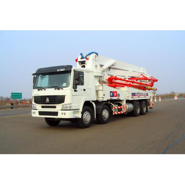 Sinotruk Howo 8x4 Concrete Pump Truck Euro 2 With 5000mm Wheelbase