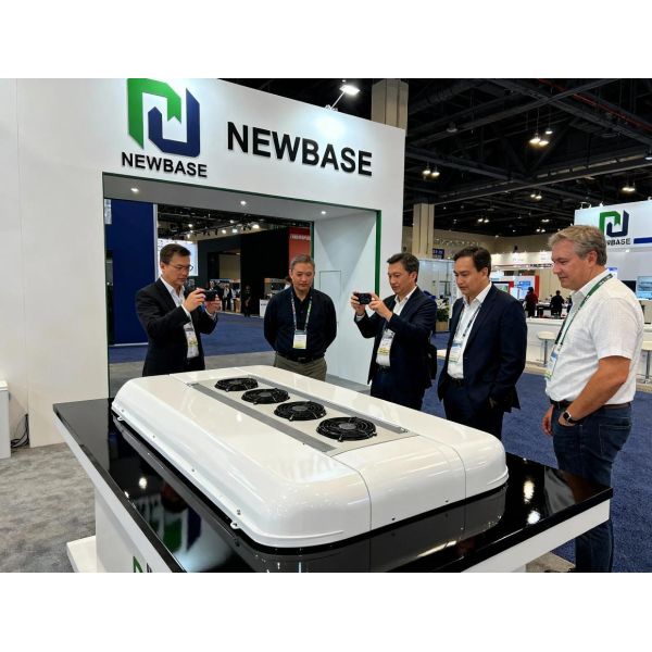 Commercial EV Electric Bus Air Conditioner System with Full DC Inverter Technology, Advanced SMC/LFT-D Materials, and Optimized Condenser Framing