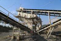 Guijarro del río de las construcciones 450m m que machaca la máquina