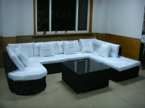 Bistro / Restaurant Leisure Rattan Sofa , Resin Wicker Patio Furniture