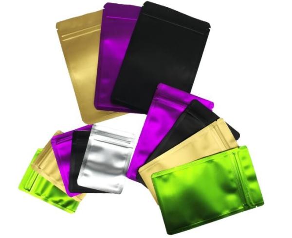 3-Sides Sealed Aluminum Foil Packaging Bag Clothing Packing Bag with Zipper