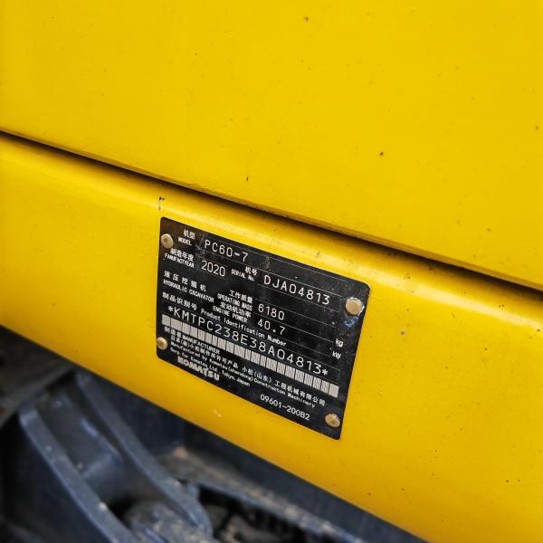 Second Hand Crawler Excavator Japan Made Used Komatsu Pc60-7 6 Ton