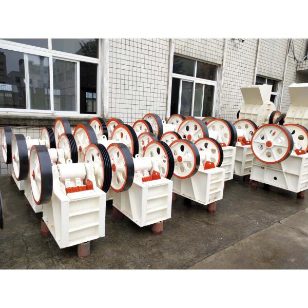 Factory Low Cost PE250*400 Jaw Crusher for Brick Concrete Granite Ores Crushing Driven Either by Motor or by Diesel for Sale