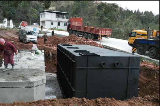 Above Ground / Underground Wastewater Treatment Equipment Carbon Steel Shell FRP