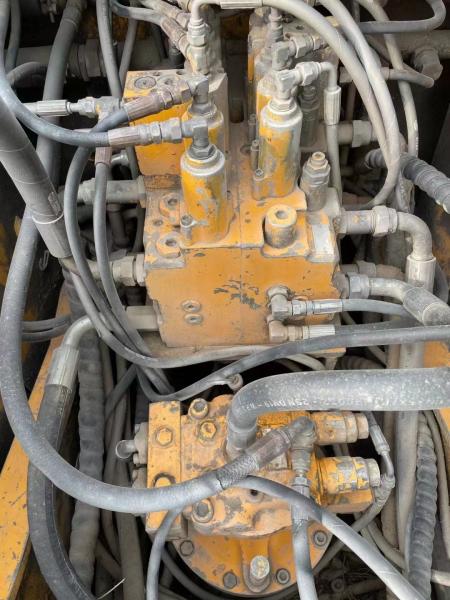 Hyundai 150W-7 Second Hand Excavator With 84KW Engine Power And 135000KG Operating Weight