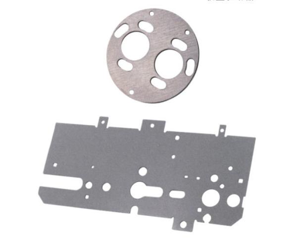 Small size metal laser cutting machine , Fiber laser cutting equipment