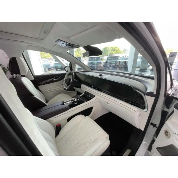 Extra Long Range MPV The Perfect Combination of Style and Functionality in 2024