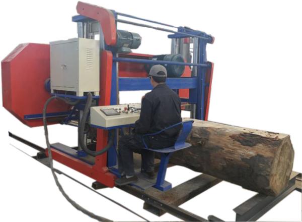 Máquinas resistentes de la sierra de la carpintería, máquina automática de la serrería