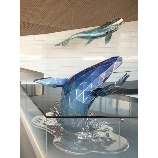 Lâmpada de pendente grande de golfinho azul moderno personalizado para decoração de interiores Iluminação de projetor de escultura geométrica para villa