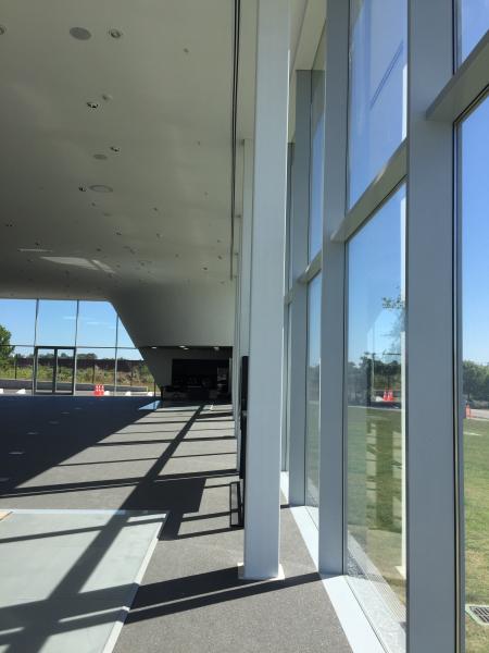 Steel-structured Car Showroom With Modern Aesthetics