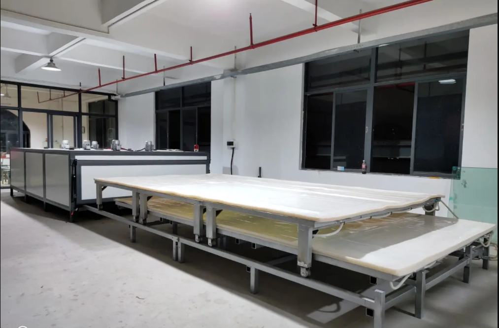 Small Size 1530 EVA Laminating Furnace Two Layers With PLC Automatic Control