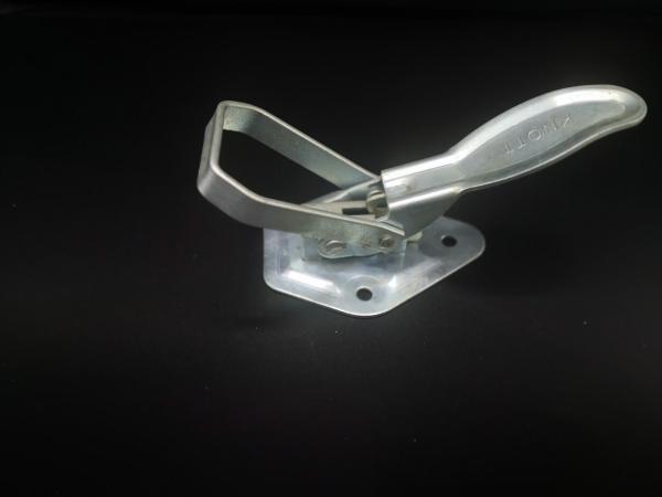 OEM Electroplating ADC12 Aluminum Stamping Parts With 6 Cavity