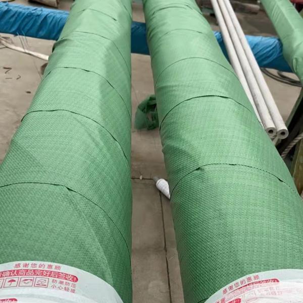 Low Carbon 304L Stainless Steel Seamless Tube SCH40 DN10-300 In 6m Length