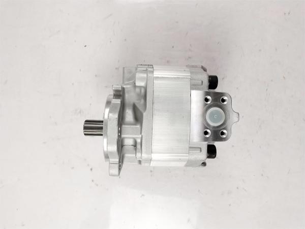 705-11-38010 Bomba de engrenagem hidráulica para Bulldozer Komatsu D60-12 D65E-12 D70LE-12