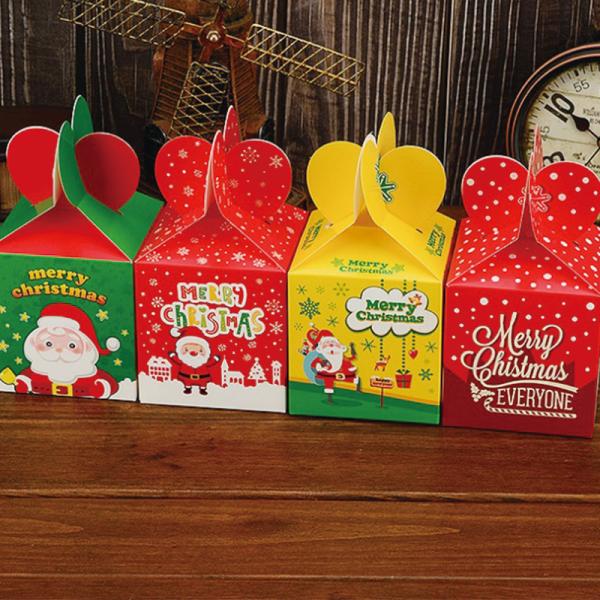 Heart Shaped 1mm 600GSM Christmas Gift Box With Ribbon