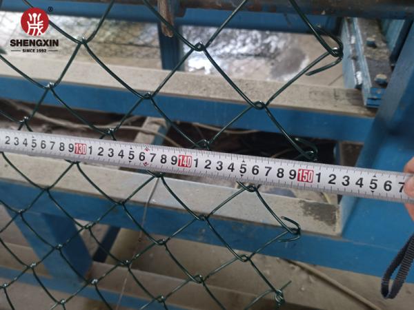Low Carbon Steel Wire 1.8*15m Roll Galvanized Chain Link Fence Abrasion Proof