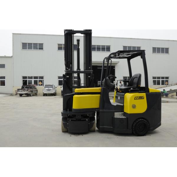 2 Ton Electric Counterbalance Forklift Truck Solid Tire With 3 - Stage Mast