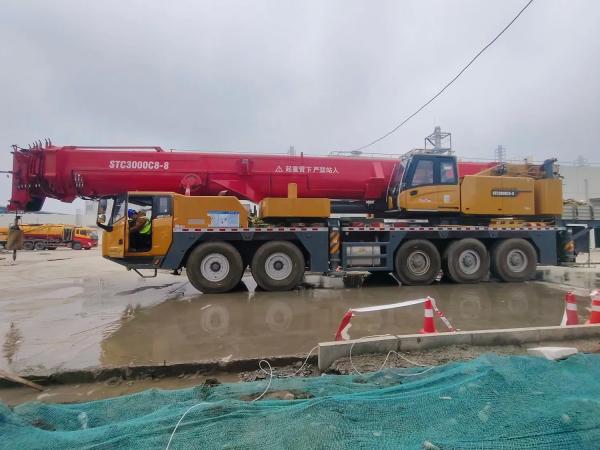 Second Hand Boom All Terrain Crane Truck 300 Ton Used Mobile Truck Crane for Sale in Good Condition Construction Machinery Lifting Equipment