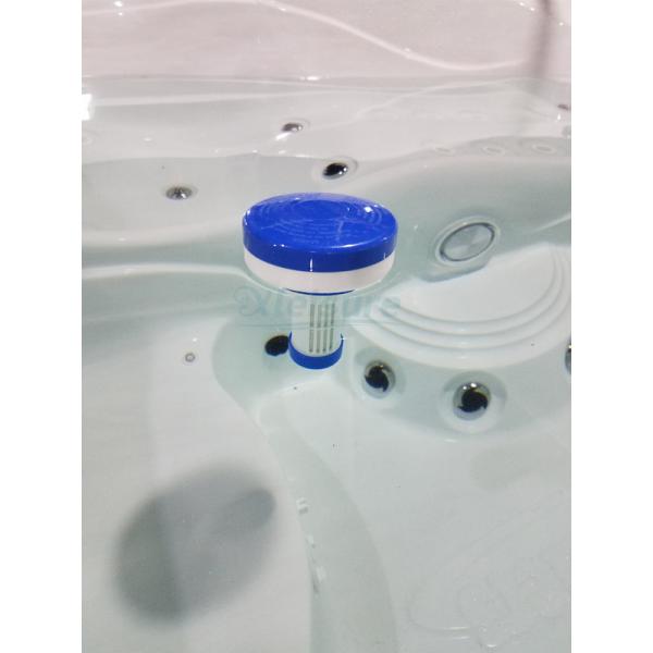 SGS Blue Color Spa Tub Accessories 5 Inch Float Chemical Dispenser For Outdoor Hot Tub