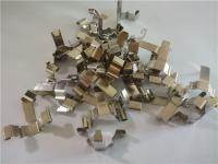 Métal progressif de shrapnel conducteur emboutissant des pièces pour le commutateur, unité à télécommande