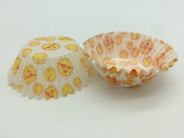 Disposable Yellow Cupcake Wrappers / Holders , Birthday Cupcake Wrappers For Kids
