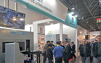 Automatic Silk Screen Printing Machine For Round Plastic Medical Bottles