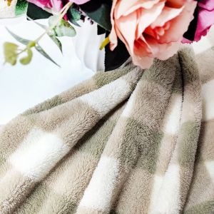 Шотландка напечатала 100% полиэстер 280gsm ткани вельвета Shu