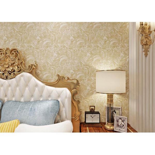 PVC Retro Light Yellow Floral Pattern Wallpaper With Embossed For Bedrooms