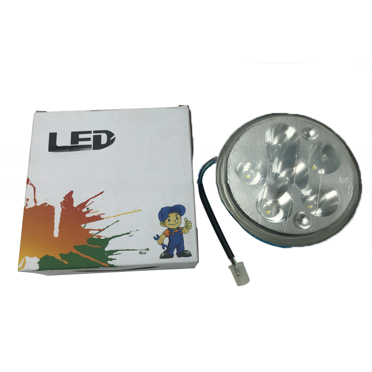 6-LED Light For BAJAJ Tricycle Spare Parts As Per Industry Standards