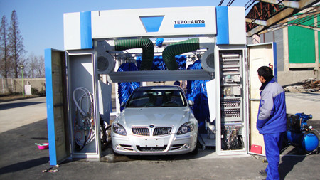 Tunnel Car Wash Equipment With Germany Brush Without Hurt Car Paint