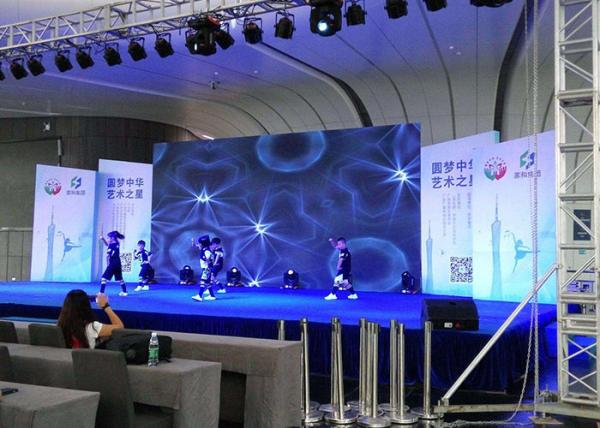 1/16 Scan P3 Indoor Led Rental Display 576mm X 576mm Die Cast Alumium 111111 dot/㎡