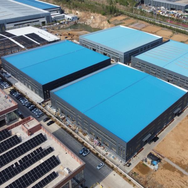Q355B サンドウィッチパネル付きの鋼鉄構造の建築