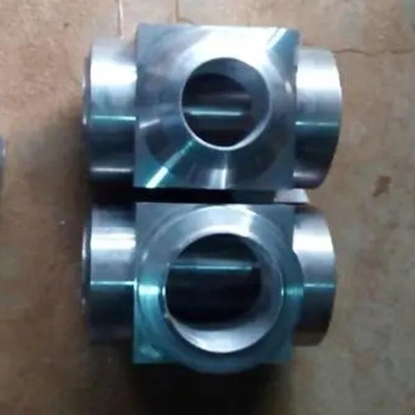 Customized Forged Stainless Steel Pipe Fittings Socket Welded Tee