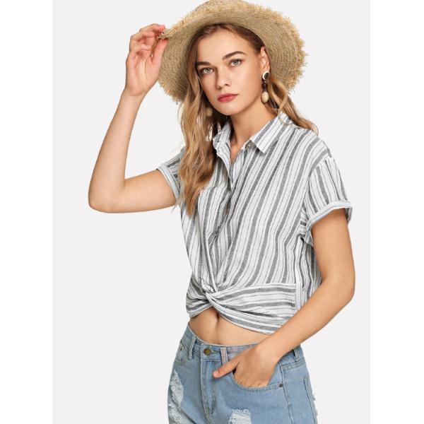 Блузка дизайна нашивки 2019 женщин моды с воротником рубашки