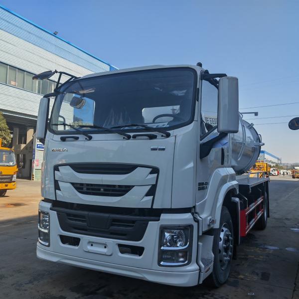 ISUZU Sewage Suction Truck 15000L Vacuum Sewage Tanker Truck For Industrial Waste