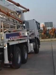 Secondhand Concrete Machinery ZLJ5281THB125-37m Concrete Boom Pump for Sale