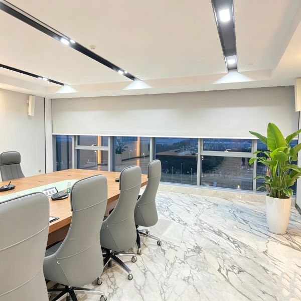 Extra Wide Zipper Roller Blind