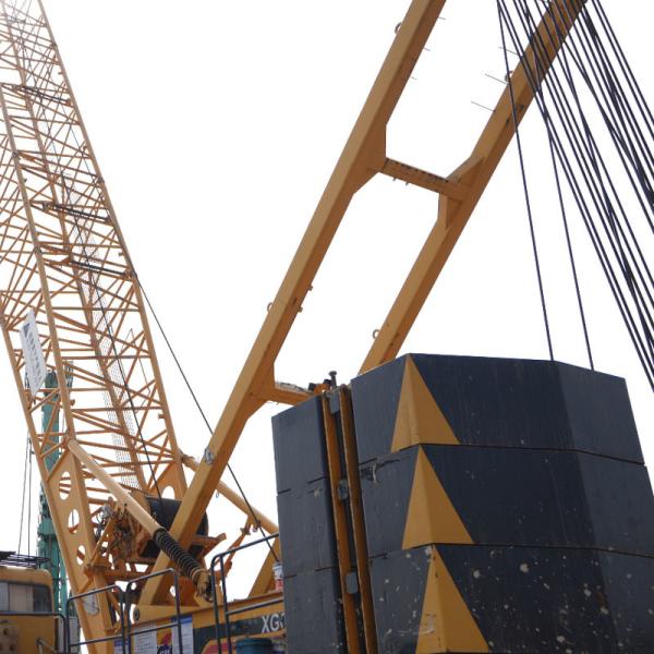 Lightweight Main Boom Assembly Hydraulic Crawler Crane Intermediate Sections Of 3m 6m 12m