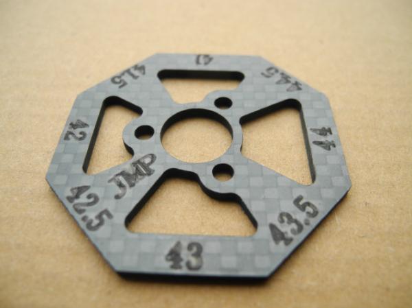 O CF profissional do chassi da fibra do carbono quadro o processamento do laser do CNC