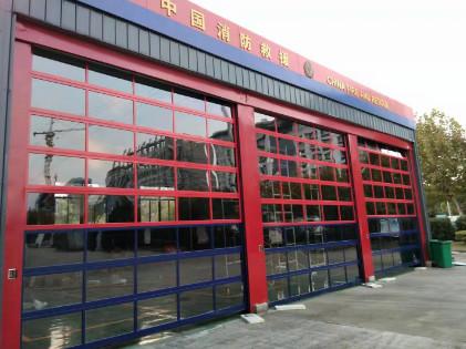 Portas seccionais industriais de alumínio transparente para salas de exposições de protecção contra incêndio