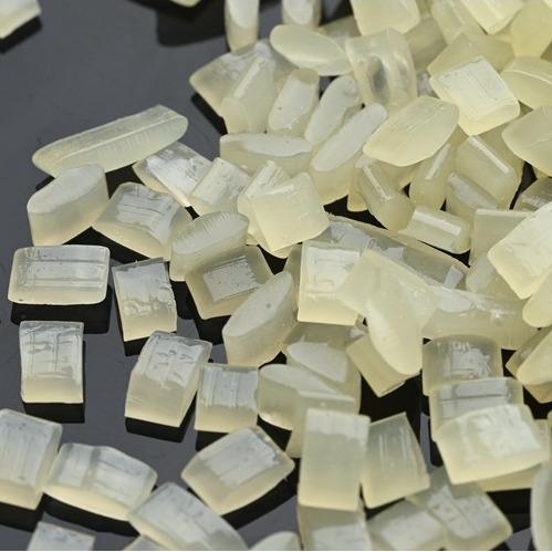 Esparadrapo contínuo de EVA Plastic Granules Hot Melt para a selagem da roupa