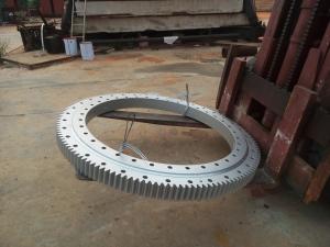 HS QTZ125 Tower Crane Spare Parts 1400 40F Slewing Bearing 158 Teeth 72 Holes