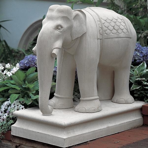 Traditional Design Life Size Marble Elephant Sculpture Ready for Outdoor Garden Decor