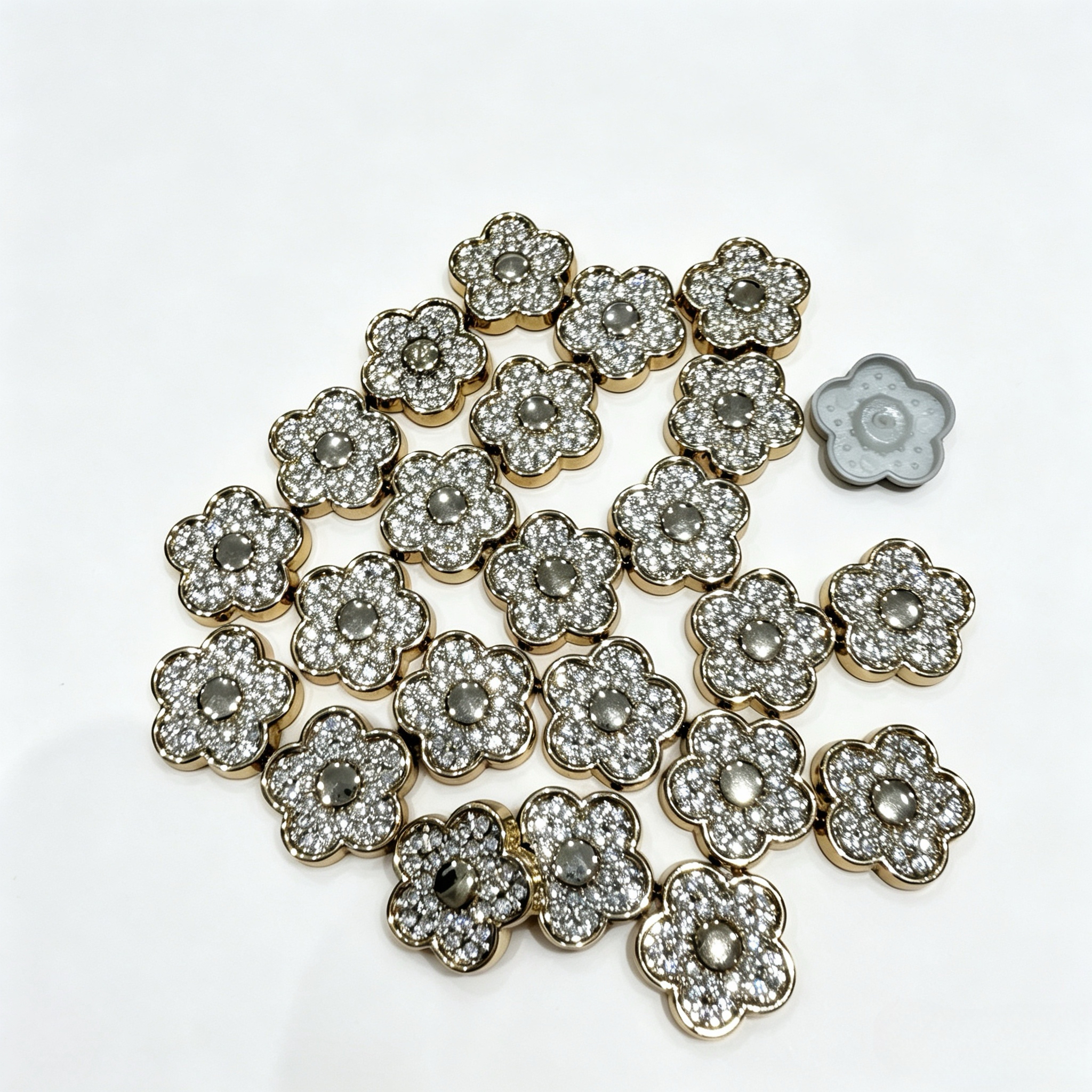 PP Plastic Flower Diamond Shoe Line Lightweight Flexible Material For Shoe