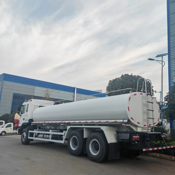 JAC Stainless steel Fresh Milk Edible Oil Transport Tank Water Tanker Delivery Truck