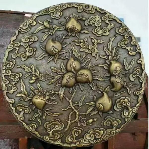 Melocotones decorativos del alivio del bastidor de la escultura del diámetro clásico de bronce del estilo el 1.8m